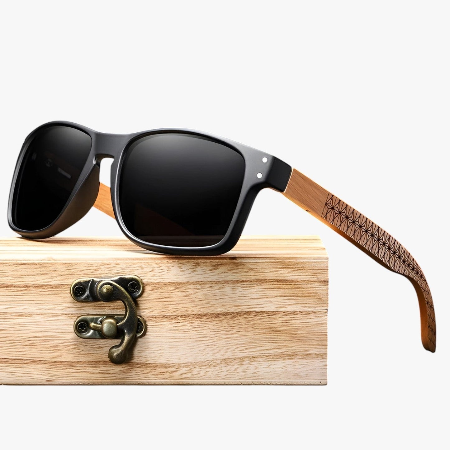 Arjun | Midnite Star Holzsonnenbrille – Stilvoller UV-Schutz für Männer