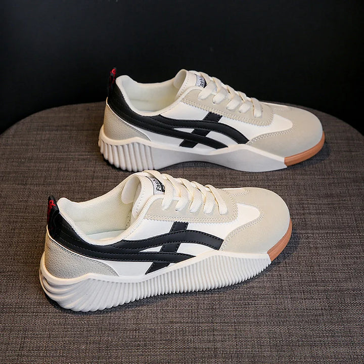 Brechtje - Orthopädische Bequeme Stilvolle Sneakers