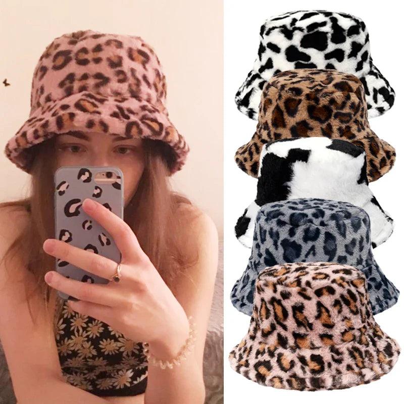 Jasmin - Winter Kuh Leopard Kunstfell Bucket Hat