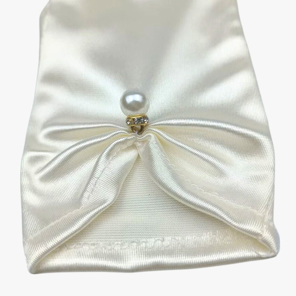 Leila | Elegante Satin-Handschuhe mit Perlen, perfekt für Zeremonien und besondere Anlässe