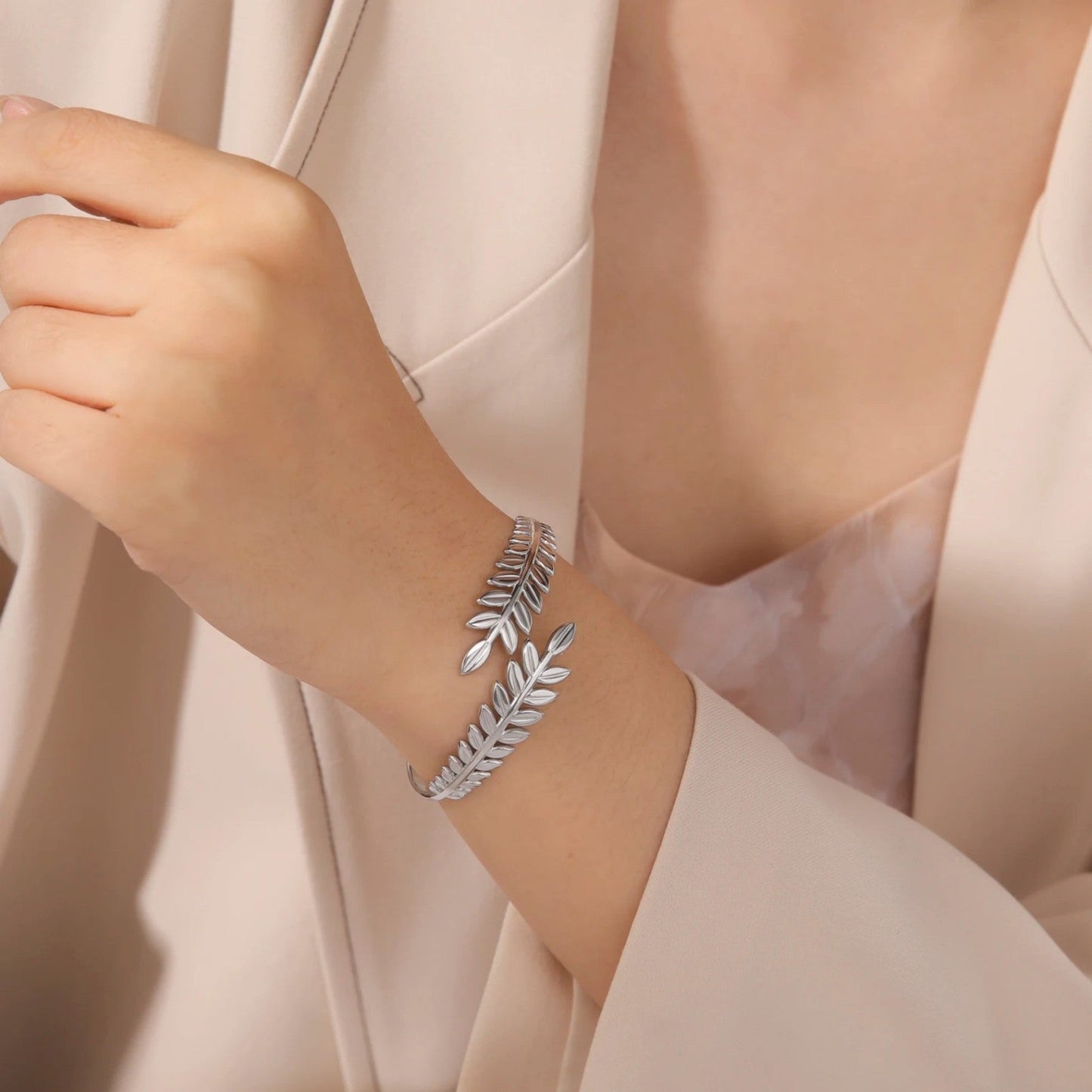 Adele | Gyldent Boho Armband mit Lorbeerblatt – Klassische Eleganz, die inspiriert
