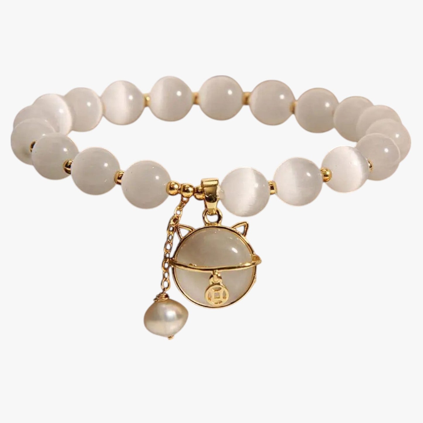 Alora | Opalperlenarmband mit Glückskatze-Anhänger, elegantes verstellbares Geschenk