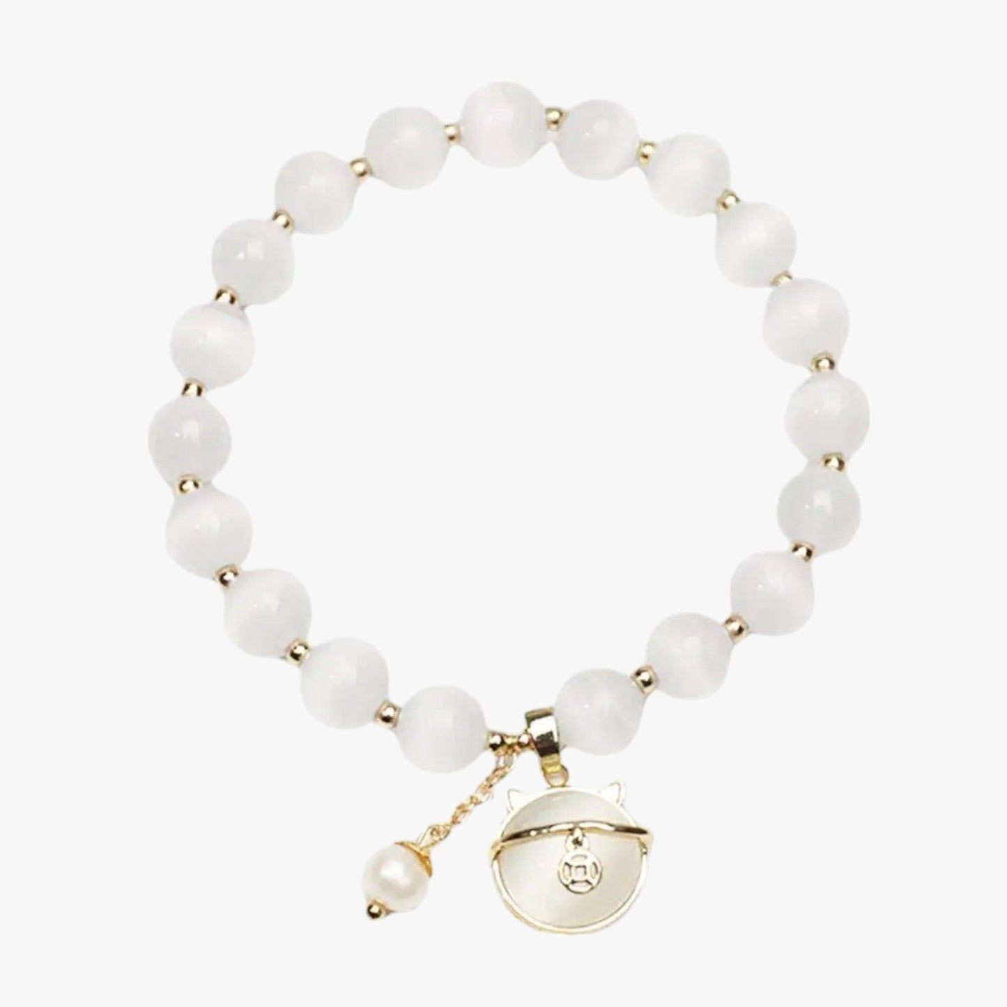 Alora | Opalperlenarmband mit Glückskatze-Anhänger, elegantes verstellbares Geschenk