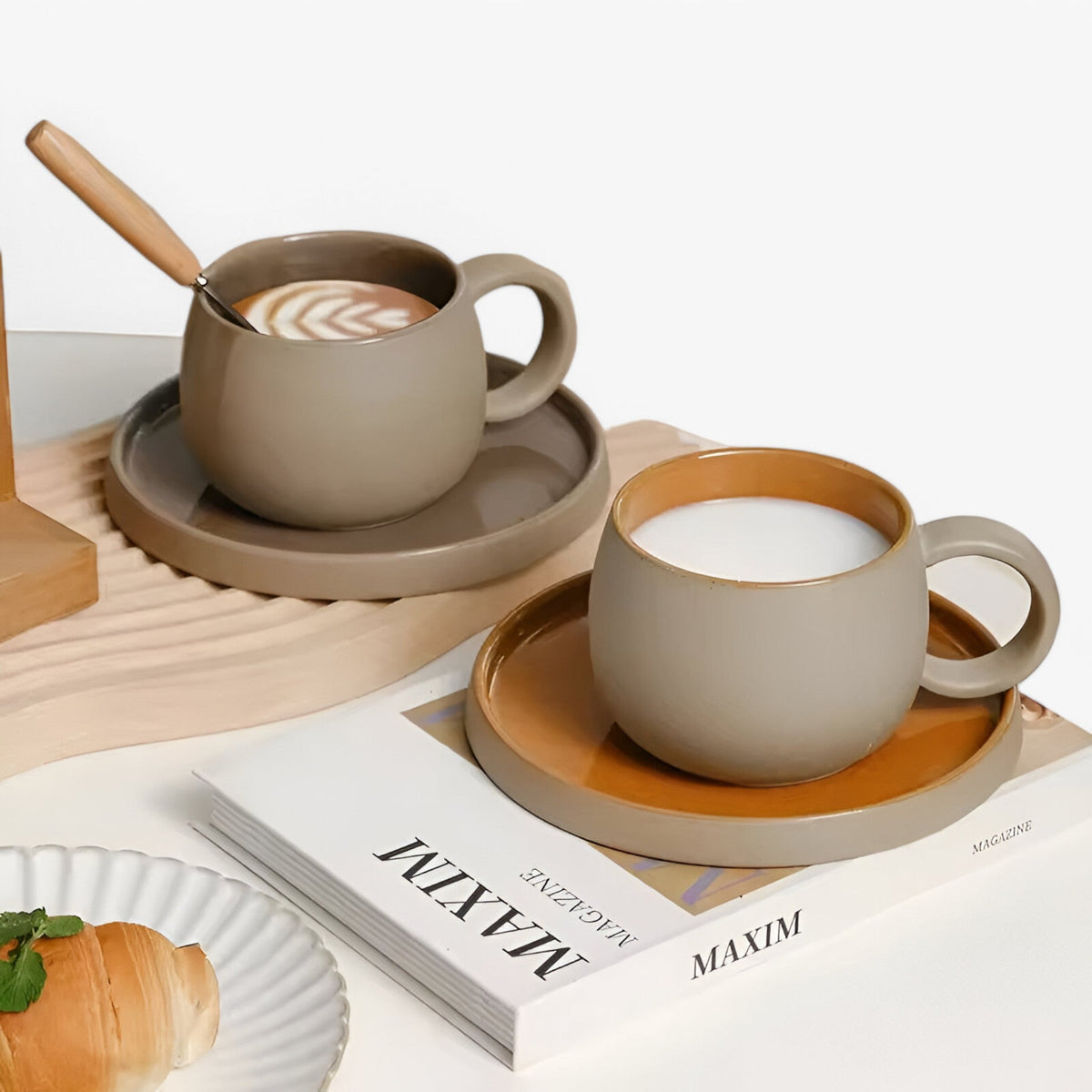 Sora | Minimalistisches Japanisches Espressoset mit Tasse und Untertasse