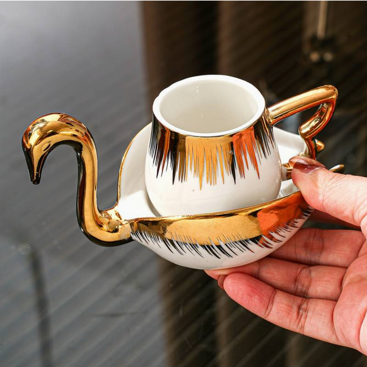 Swan Luxia | Stil, der imponiert!