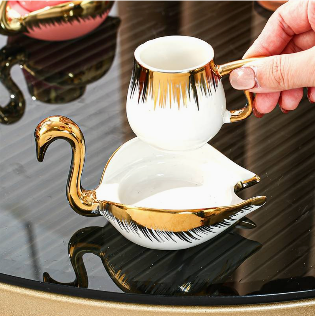 Swan Luxia | Stil, der imponiert!