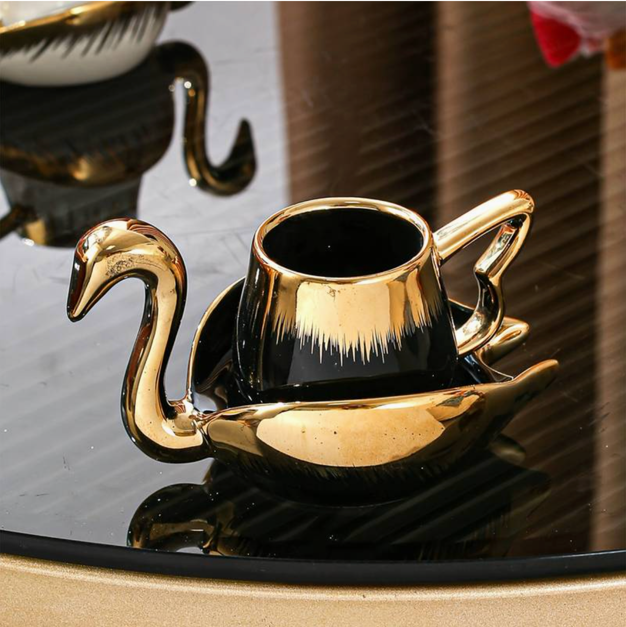 Swan Luxia | Stil, der imponiert!