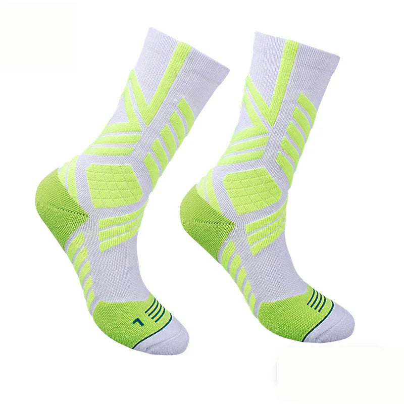 Terrence | Basketballsocken mit rutschfesten Sohlen: Stabilität und Komfort