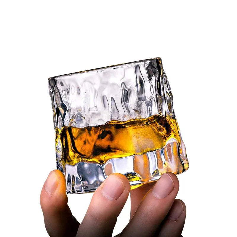 Texturiertes Wellenmuster Whiskyglas
