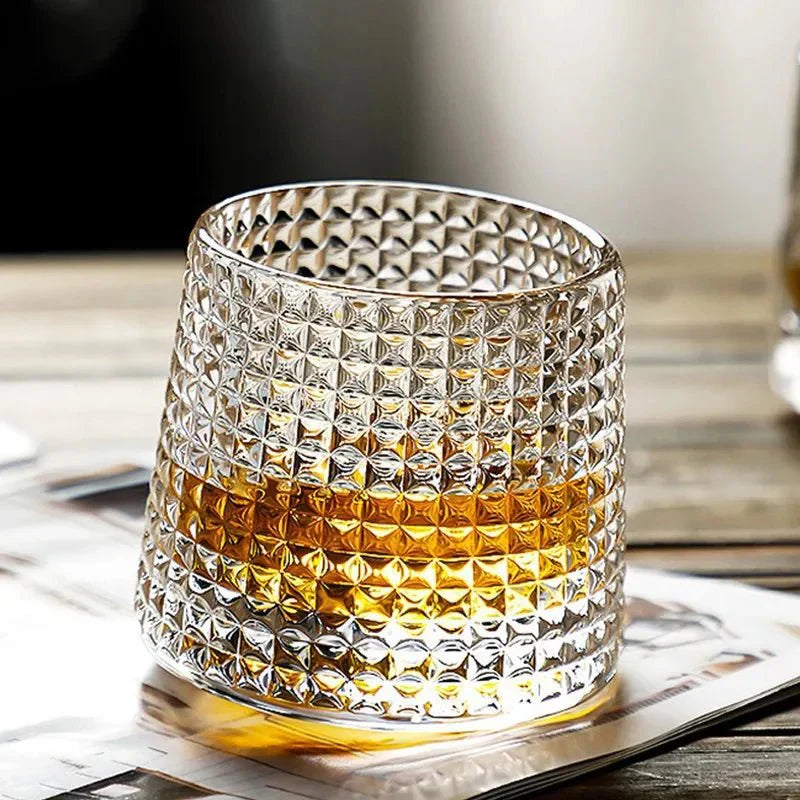 Texturiertes Wellenmuster Whiskyglas