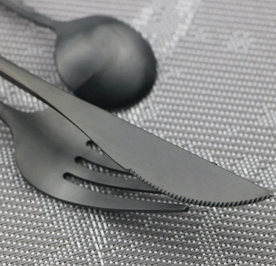Torin - 36 Stück minimalistisches Besteck