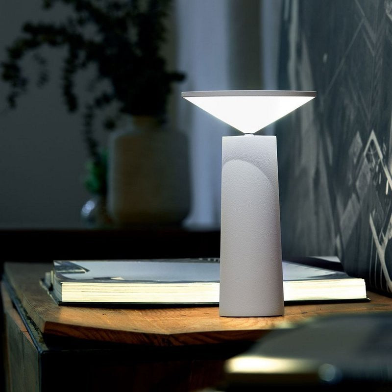 TriLight | Dimmbares Tischlicht