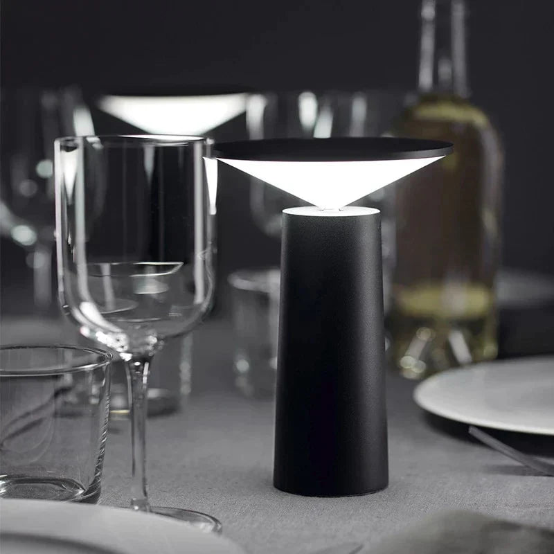 TriLight | Dimmbares Tischlicht
