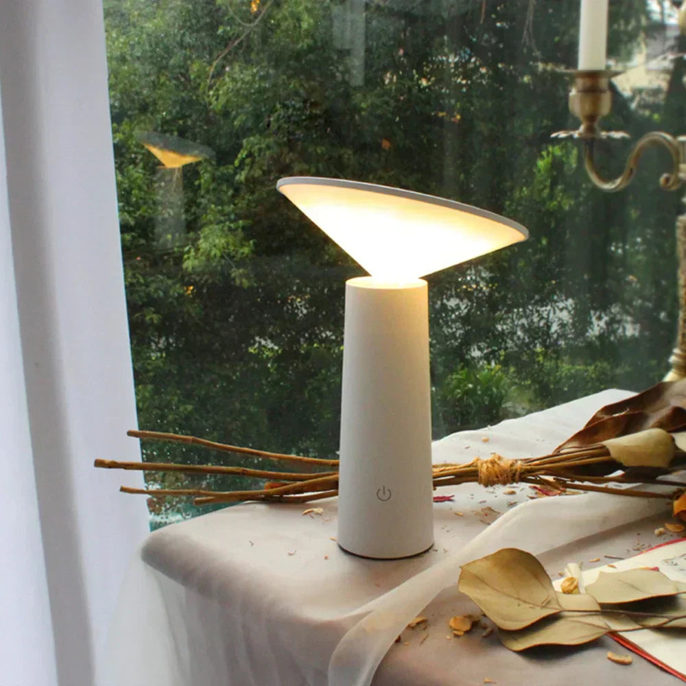 TriLight | Dimmbares Tischlicht