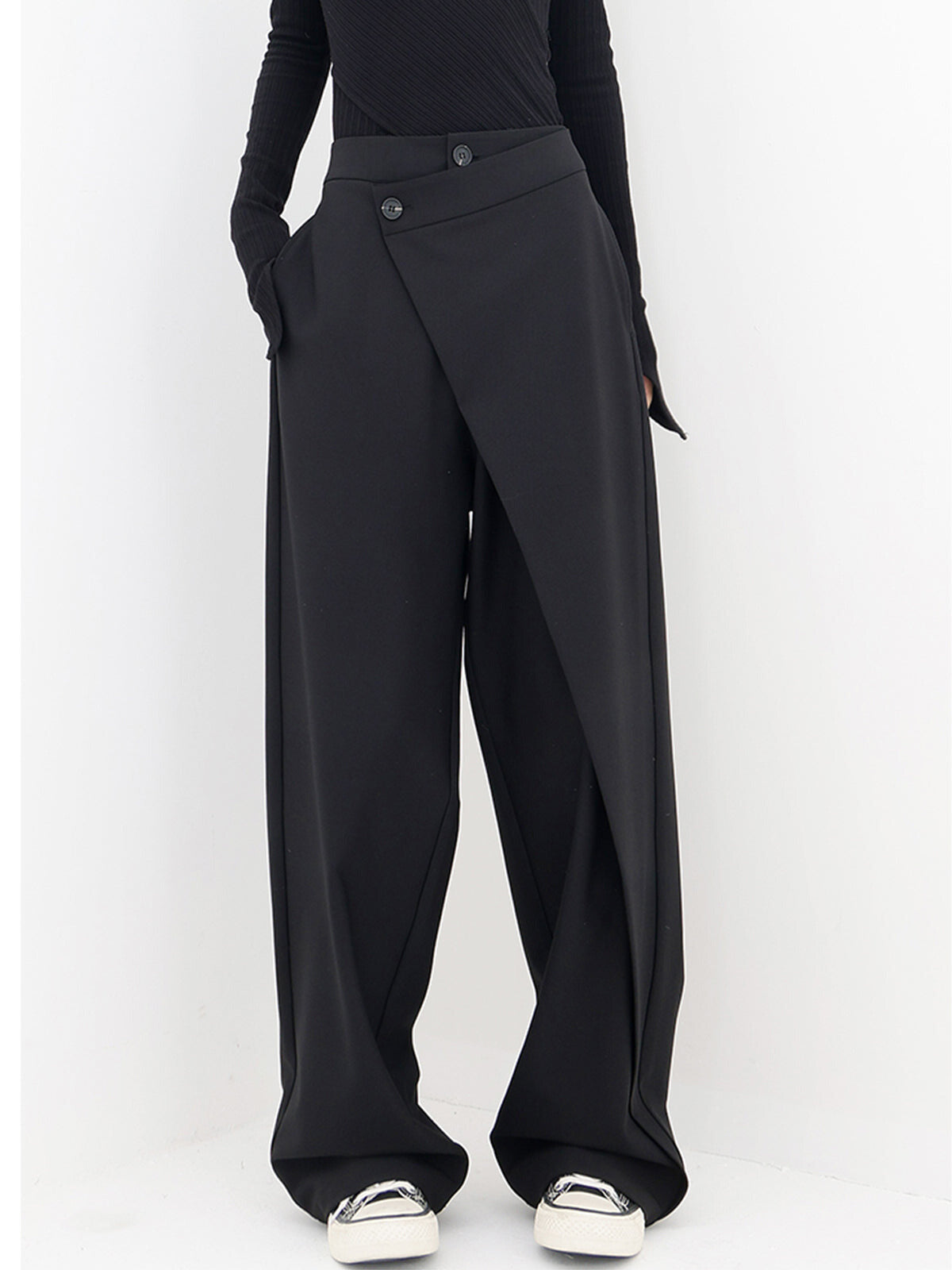 AMNA Style Revolution | Asymmetrische Baggy-Hose mit Komfort-Design